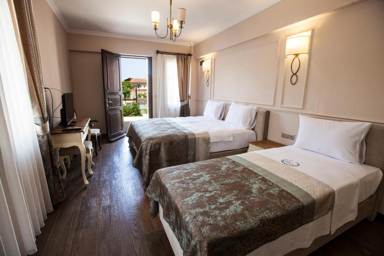Livia Garden Hotel セルチュク エクステリア 写真