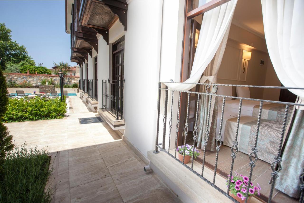 Livia Garden Hotel セルチュク エクステリア 写真